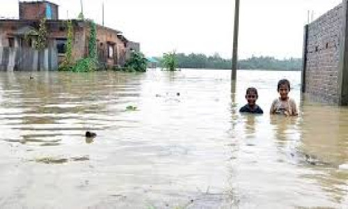 বৃষ্টি অনেকটা কমেছে, বন্যা পরিস্থিতির উন্নতির আশা