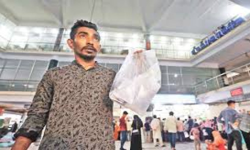 চট্টগ্রাম মেডিকেলে জরুরি চিকিৎসাসামগ্রীর সংকট, কিনে দিতে হয় ক্যানুলা, সিরিঞ্জও