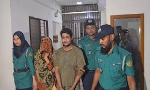 বড় ভাইকে খুনের পর লাশ গুমের জন্য নিয়ে যাচ্ছিলেন, দম্পতি গ্রেপ্তার